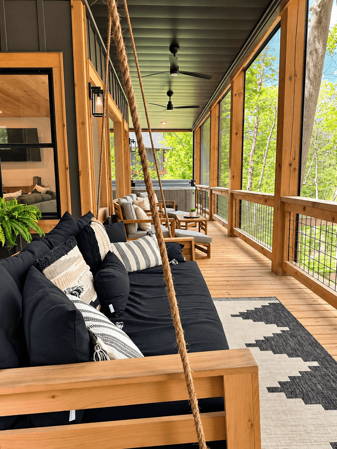 A North Ridge Escapes living room